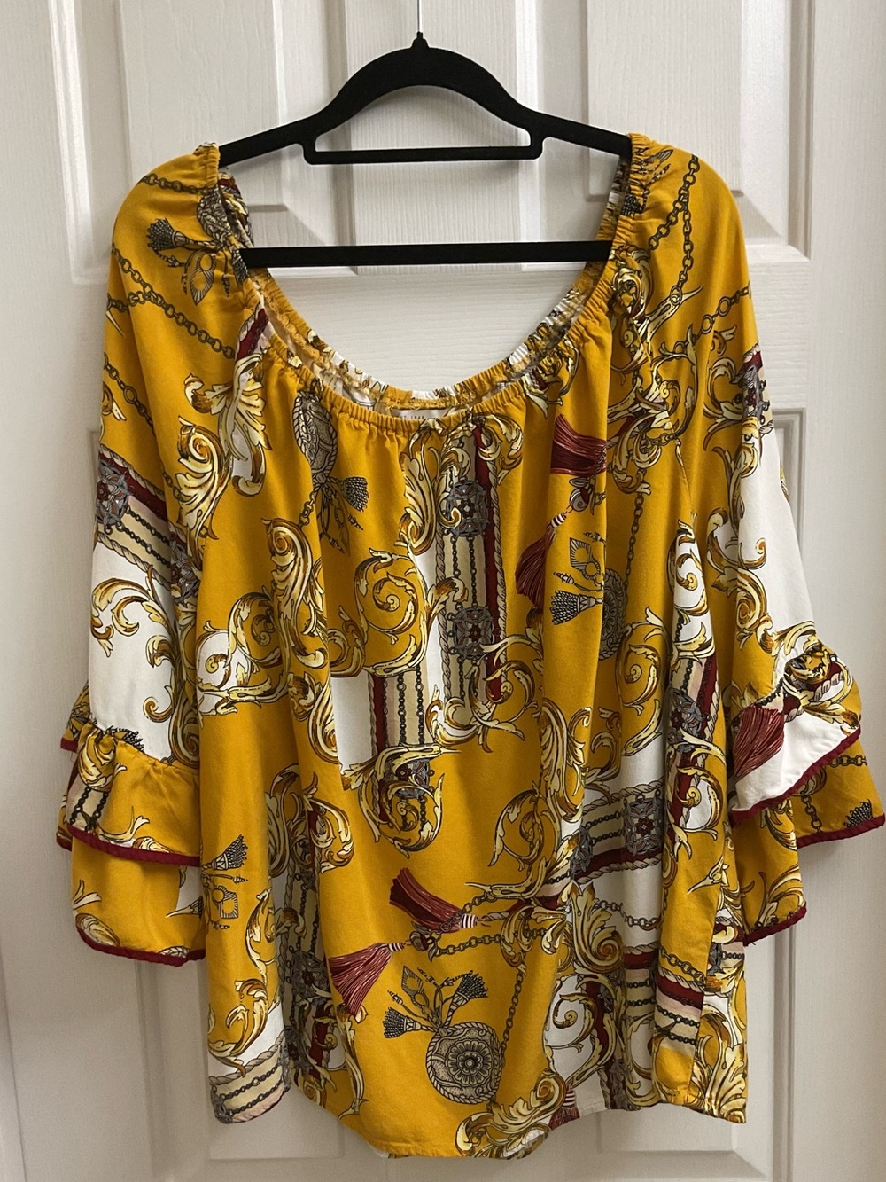 EST 1946 Off-Shoulder Baroque Print Rayon Top Size 22/24W